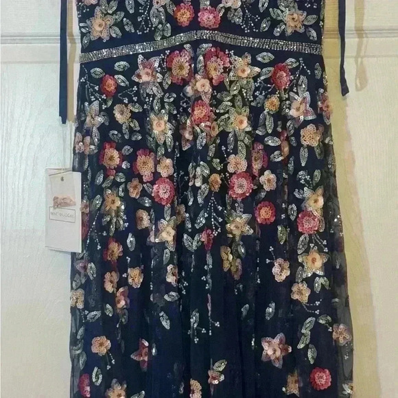 Mac Duggal Deep V-Neck Midi Embroidered Dress Size 8 NWT style #5527 - Picture 8 of 8